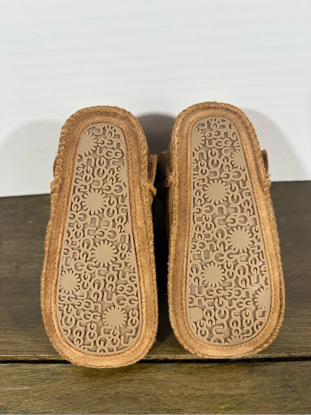 NEW UGG Classic Ultra Mini Boot - Baby / Toddler - Chestnut Size 4/5